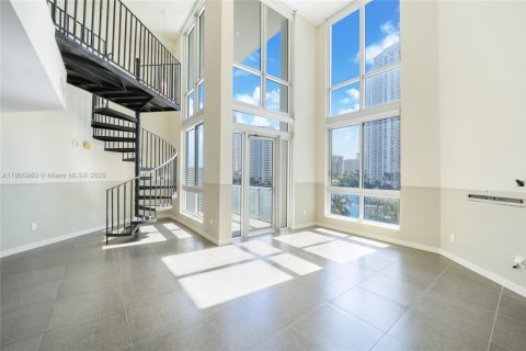 Купить кондоминиум в Майами, Флорида 1 спальня, 82.78м2, № 1956838 - фото 6