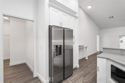 Casa en venta en Lady Lake, Florida, 4 dormitorios, 151.52 m2 № 1562087 - foto 28