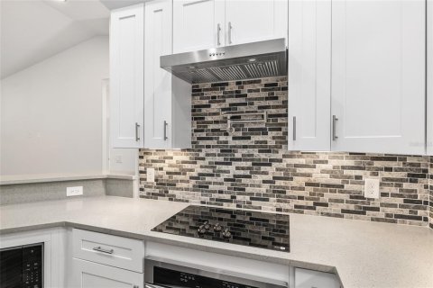 Casa en venta en Lady Lake, Florida, 4 dormitorios, 151.52 m2 № 1562087 - foto 25