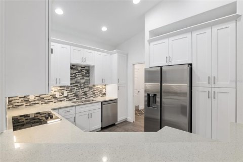 Casa en venta en Lady Lake, Florida, 4 dormitorios, 151.52 m2 № 1562087 - foto 22