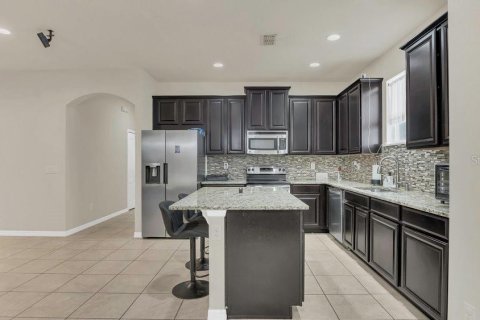 House in DeLand, Florida 4 bedrooms, 171.5 sq.m. № 1681821 - photo 8