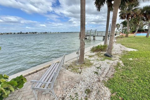 Land in Treasure Island, Florida № 2094031 - photo 25