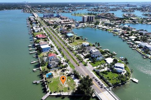 Land in Treasure Island, Florida № 2094031 - photo 10