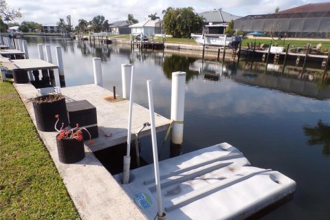 Condominio en alquiler en Punta Gorda, Florida, 2 dormitorios, 77.95 m2 № 2093989 - foto 9