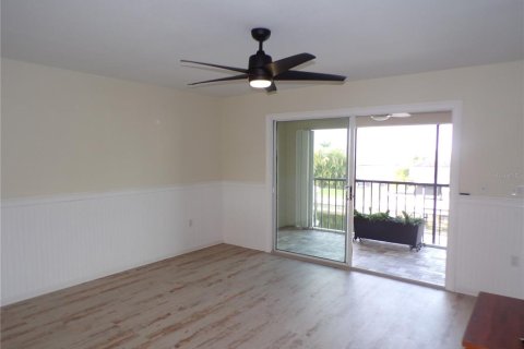 Condominio en alquiler en Punta Gorda, Florida, 2 dormitorios, 77.95 m2 № 2093989 - foto 27