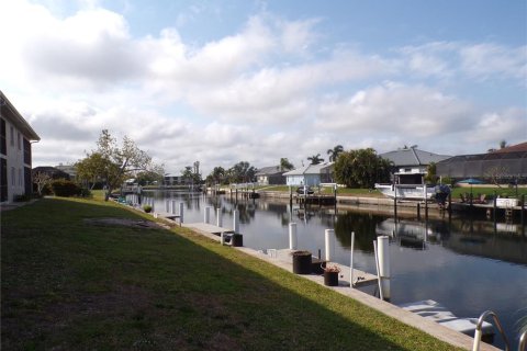 Condominio en alquiler en Punta Gorda, Florida, 2 dormitorios, 77.95 m2 № 2093989 - foto 14