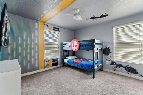 House in Davenport, Florida 8 bedrooms, 363.15 sq.m. № 2324382 - photo 16