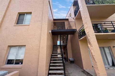 Condo in Orlando, Florida, 2 bedrooms № 2227391
