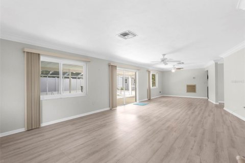 Villa ou maison à vendre à Citrus Springs, Floride: 2 chambres, 116.59 m2 № 1898690 - photo 4