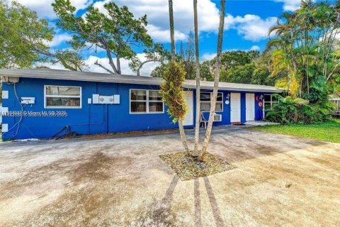 House in Fort Lauderdale, Florida 2 bedrooms, 198.07 sq.m. № 1970171 - photo 20