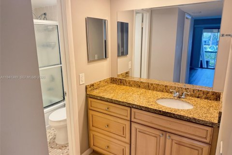 Copropriété à louer à Pompano Beach, Floride: 2 chambres, 102.19 m2 № 1998859 - photo 17