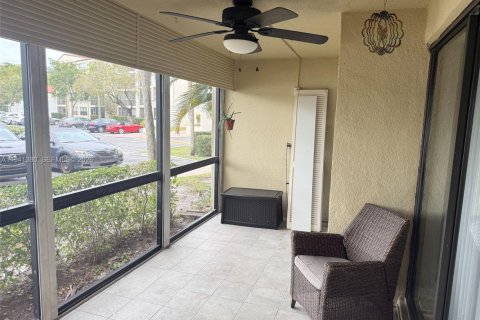 Copropriété à louer à Pompano Beach, Floride: 2 chambres, 102.19 m2 № 1998859 - photo 22