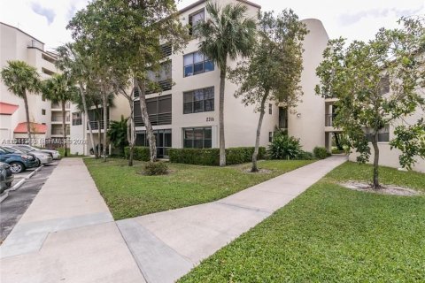 Copropriété à louer à Pompano Beach, Floride: 2 chambres, 102.19 m2 № 1998859 - photo 7