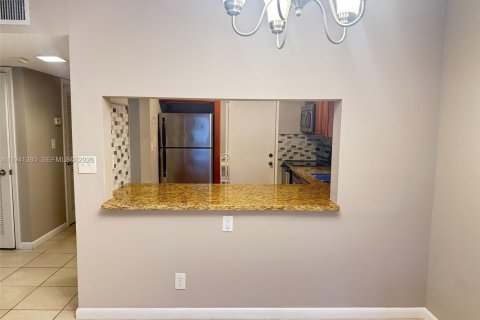 Copropriété à louer à Pompano Beach, Floride: 2 chambres, 102.19 m2 № 1998859 - photo 14