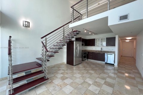 Снять в аренду кондоминиум в Майами, Флорида 1 спальня, 91.14м2, № 1956379 - фото 7