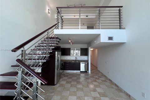 Снять в аренду кондоминиум в Майами, Флорида 1 спальня, 91.14м2, № 1956379 - фото 6