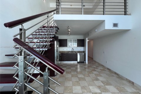 Снять в аренду кондоминиум в Майами, Флорида 1 спальня, 91.14м2, № 1956379 - фото 8