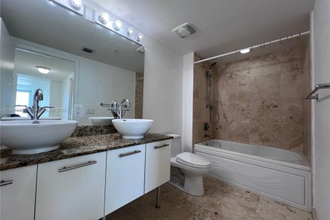 Снять в аренду кондоминиум в Майами, Флорида 1 спальня, 91.14м2, № 1956379 - фото 14