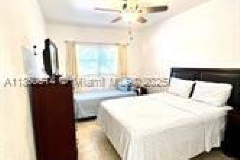 Condominio en venta en Pompano Beach, Florida, 2 dormitorios, 82.68 m2 № 1891122 - foto 5