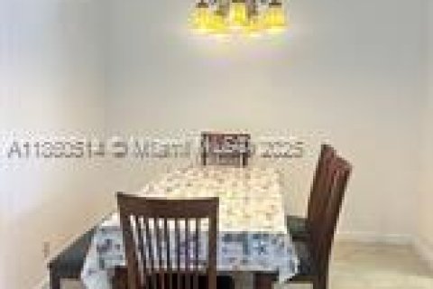 Condominio en venta en Pompano Beach, Florida, 2 dormitorios, 82.68 m2 № 1891122 - foto 6