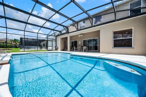 House in Davenport, Florida 5 bedrooms, 232.16 sq.m. № 1850993 - photo 30