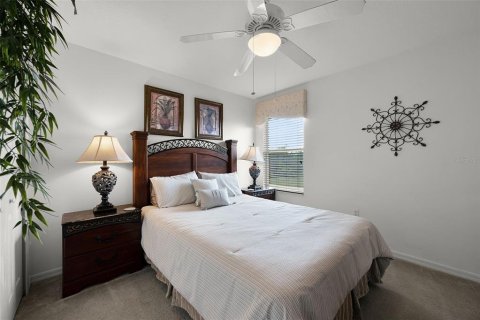 House in Davenport, Florida 5 bedrooms, 232.16 sq.m. № 1850993 - photo 27