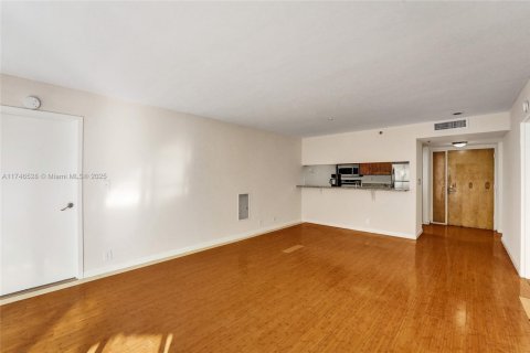 Copropriété à vendre à North Bay Village, Floride: 2 chambres, 95.69 m2 № 1859841 - photo 7