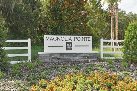 Villa ou maison à vendre à Umatilla, Floride: 5 chambres, 281.49 m2 № 2228444 - photo 3