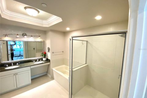 Снять в аренду кондоминиум в Фор-Корнерс, Флорида 2 комнаты, 162.95м2, № 1193016 - фото 16
