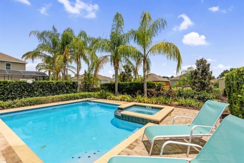Casa en venta en Kissimmee, Florida, 8 dormitorios, 316.98 m2 № 2383886 - foto 11