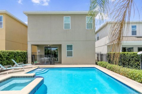 Casa en venta en Kissimmee, Florida, 8 dormitorios, 316.98 m2 № 2383886 - foto 14