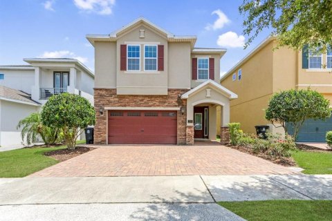 Casa en Kissimmee, Florida 8 dormitorios, 316.98 m2 № 2383886