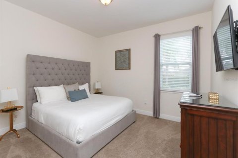 Casa en venta en Kissimmee, Florida, 8 dormitorios, 316.98 m2 № 2383886 - foto 21