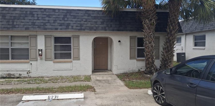 Apartment in New Port Richey, Florida 2 bedrooms, 55.74 sq.m. № 2238896
