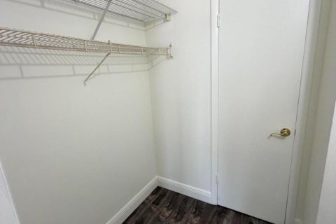 Condo in West Palm Beach, Florida, 1 bedroom № 2177004 - photo 13