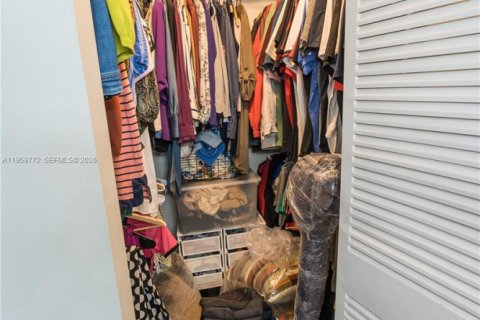 Купить кондоминиум в Майами, Флорида 3 спальни, 107.02м2, № 2019989 - фото 18