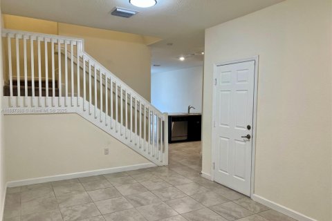 Touwnhouse à louer à Miami, Floride: 3 chambres, 169.27 m2 № 1942216 - photo 5