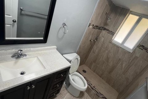 Apartment in Sunrise, Florida 2 bedrooms, 89.74 sq.m. № 2002648 - photo 7