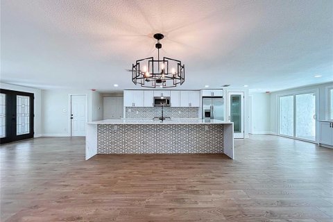 Villa ou maison à vendre à New Port Richey, Floride: 4 chambres, 223.71 m2 № 1873430 - photo 21