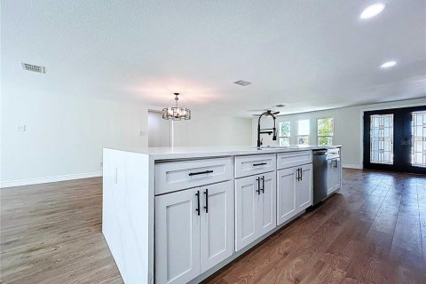 Villa ou maison à vendre à New Port Richey, Floride: 4 chambres, 223.71 m2 № 1873430 - photo 30