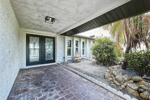 Villa ou maison à vendre à New Port Richey, Floride: 4 chambres, 223.71 m2 № 1873430 - photo 14