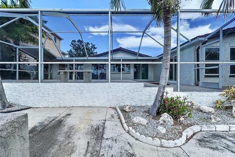 Villa ou maison à vendre à New Port Richey, Floride: 4 chambres, 223.71 m2 № 1873430 - photo 10