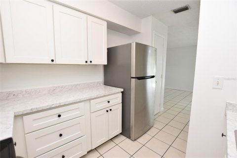 Apartamento en alquiler en Lakeland, Florida, 3 dormitorios, 97.27 m2 № 1851418 - foto 10