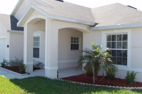 Casa en venta en Davenport, Florida, 3 dormitorios, 130.62 m2 № 1908532 - foto 3