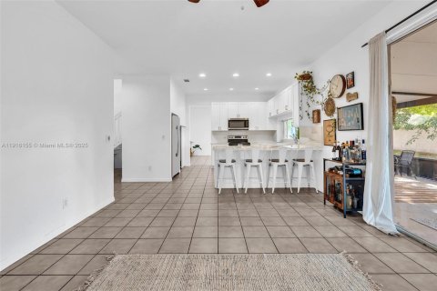 Casa en venta en Cooper City, Florida, 4 dormitorios, 227.61 m2 № 1971037 - foto 23