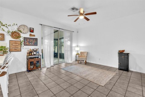 Casa en venta en Cooper City, Florida, 4 dormitorios, 227.61 m2 № 1971037 - foto 20