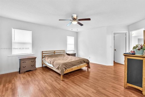 Casa en venta en Cooper City, Florida, 4 dormitorios, 227.61 m2 № 1971037 - foto 27