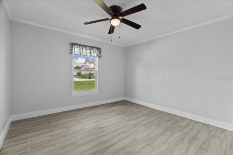 Villa ou maison à vendre à Deltona, Floride: 3 chambres, 117.52 m2 № 1884330 - photo 16