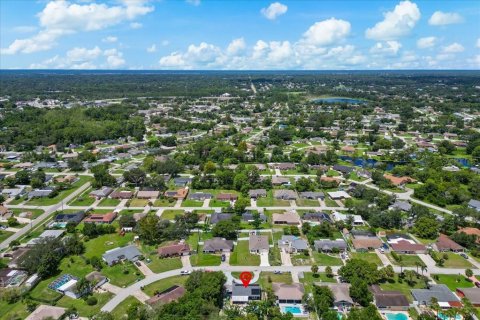 Villa ou maison à vendre à Deltona, Floride: 3 chambres, 117.52 m2 № 1884330 - photo 30