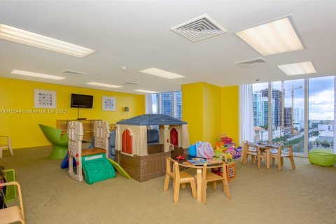 Condo in Sunny Isles Beach, Florida, 1 bedroom  № 1970749 - photo 16